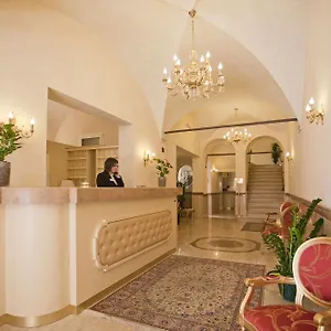 Otel Cavour, Bolonya