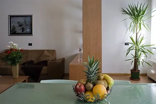 ***  Aparthotel Casa Temporanea Bologna Italia